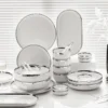 Assiette en porcelaine blanche à bord argenté, – Image 1